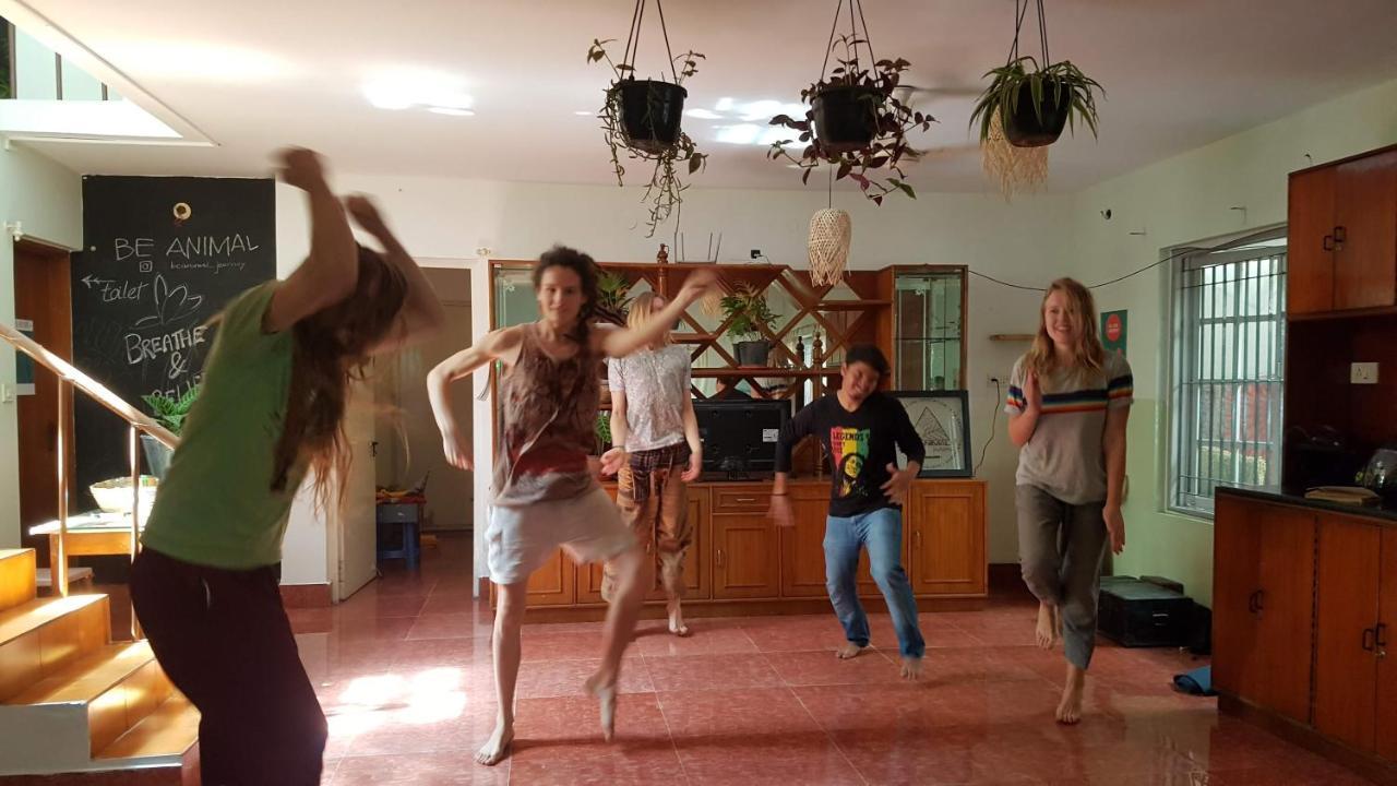 Be Animal Hostel Бангалор Екстериор снимка